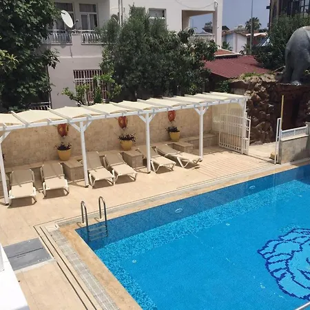 Aparthotel Safari Suit *