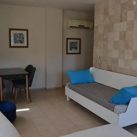 Safari Suit Aparthotel